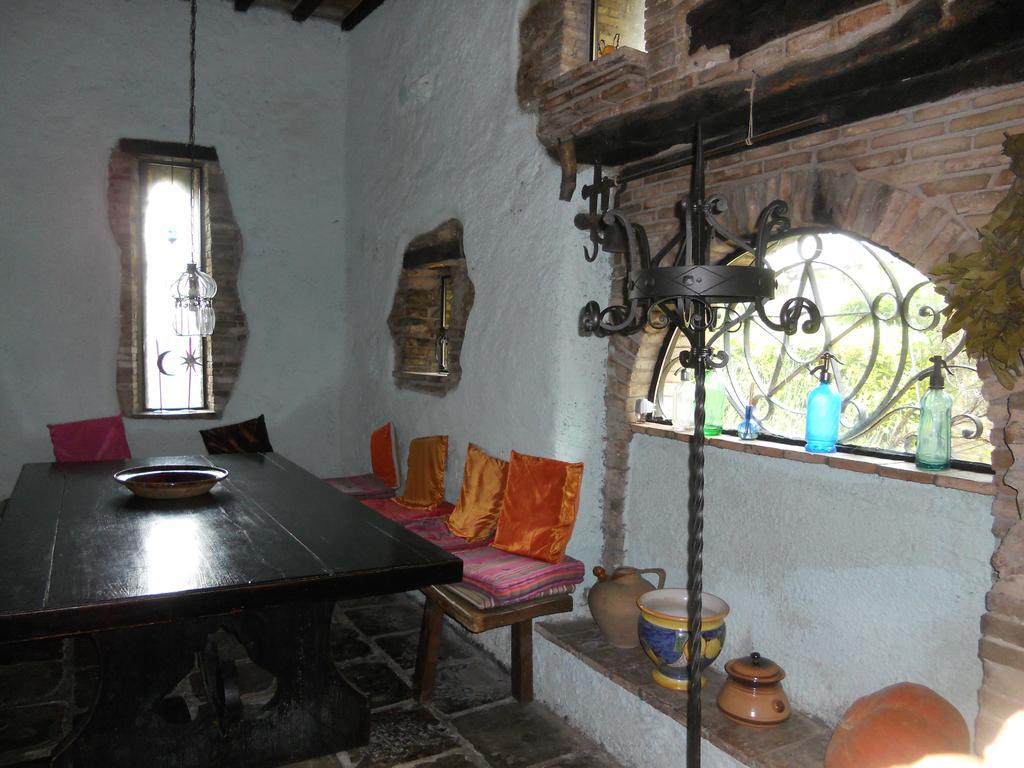 Il Giardino Degli Ulivi Villa Castelraimondo Exteriör bild
